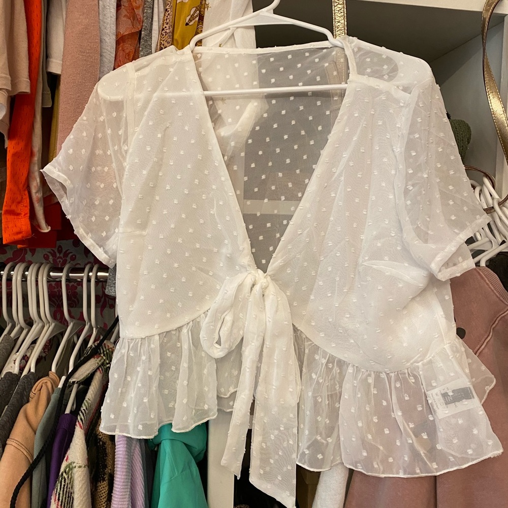 Women's white top